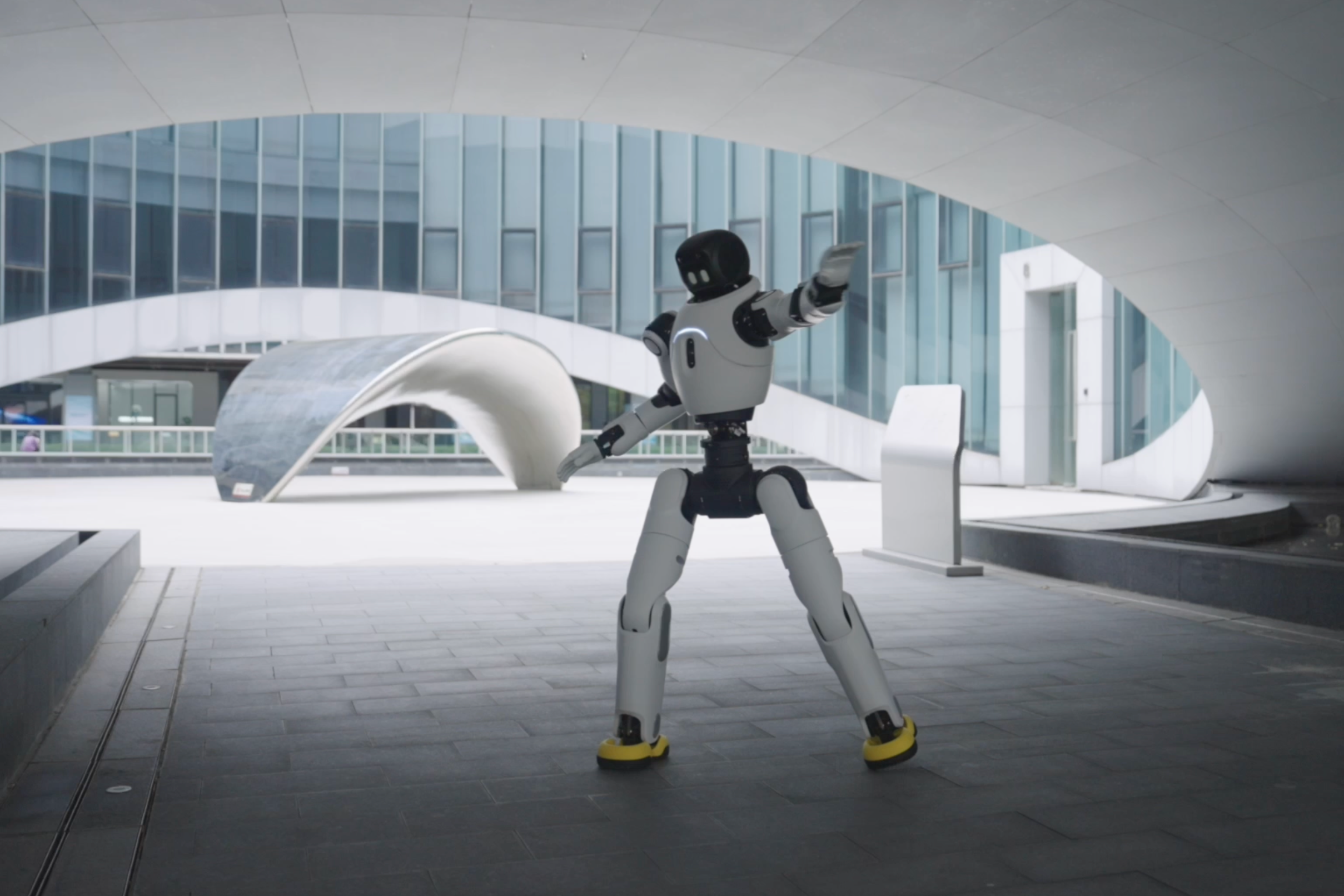 东升国际登录「灵创」平台来了！0 代码、0 门槛，人人都是机器人训练大师